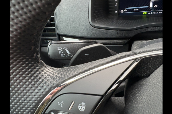 Škoda Karoq 1.5 TSi DSG Sportline Business 360CAMERA/VIRTUAL/DODEHOEK/ADAPT.CRUISE/TREKHAAK