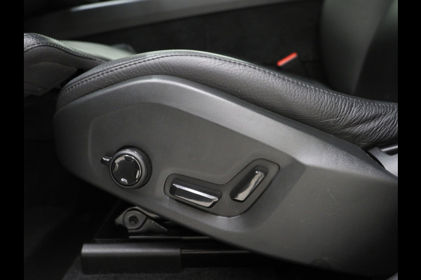 Volvo XC60 2.0 T6 Plug-in hybrid AWD Plus Dark Long Range | Panoramadak | Keyless | Camera | Leder | Memory | Climate | LED | Carplay