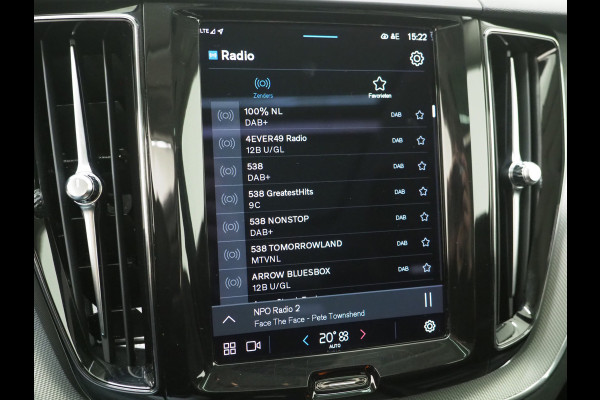 Volvo XC60 2.0 T6 Plug-in hybrid AWD Plus Dark Long Range | Panoramadak | Keyless | Camera | Leder | Memory | Climate | LED | Carplay