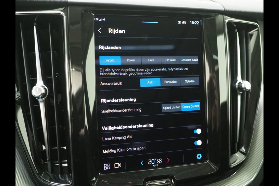 Volvo XC60 2.0 T6 Plug-in hybrid AWD Plus Dark Long Range | Panoramadak | Keyless | Camera | Leder | Memory | Climate | LED | Carplay