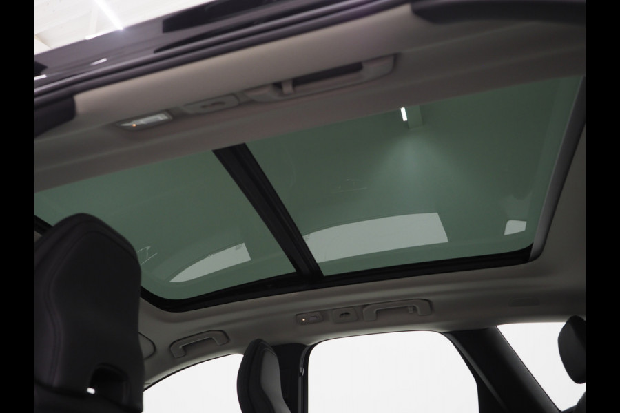 Volvo XC60 2.0 T6 Plug-in hybrid AWD Plus Dark Long Range | Panoramadak | Keyless | Camera | Leder | Memory | Climate | LED | Carplay