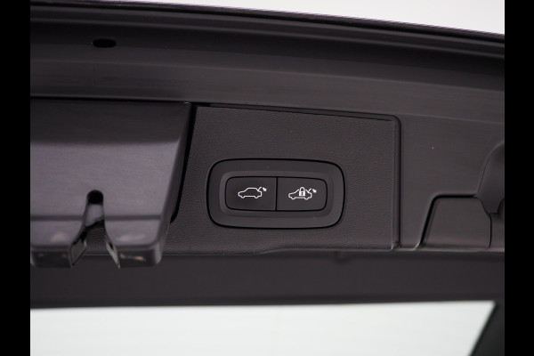 Volvo XC60 2.0 T6 Plug-in hybrid AWD Plus Dark Long Range | Panoramadak | Keyless | Camera | Leder | Memory | Climate | LED | Carplay