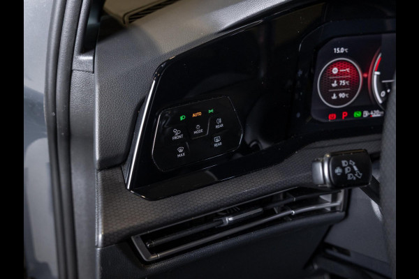 Volkswagen Golf 2.0 TSI GTI Clubsport / 300pk / Panorama dak / Harman kardon / Stuur en stoelverwarming /