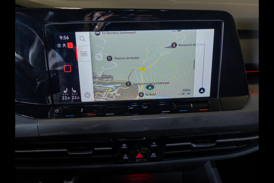 Volkswagen Golf 2.0 TSI GTI Clubsport / 300pk / Panorama dak / Harman kardon / Stuur en stoelverwarming /