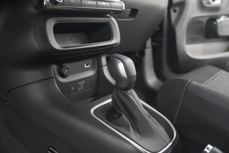 Citroën C3 PureTech 110 EAT6 C-Series | Apple Carplay | Parkeersensoren | Climate Control
