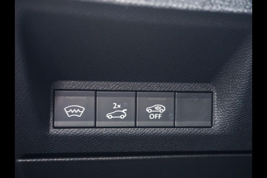 Peugeot 3008 1.2 Hybrid 136 GT Leder alcantara interieur | All season banden