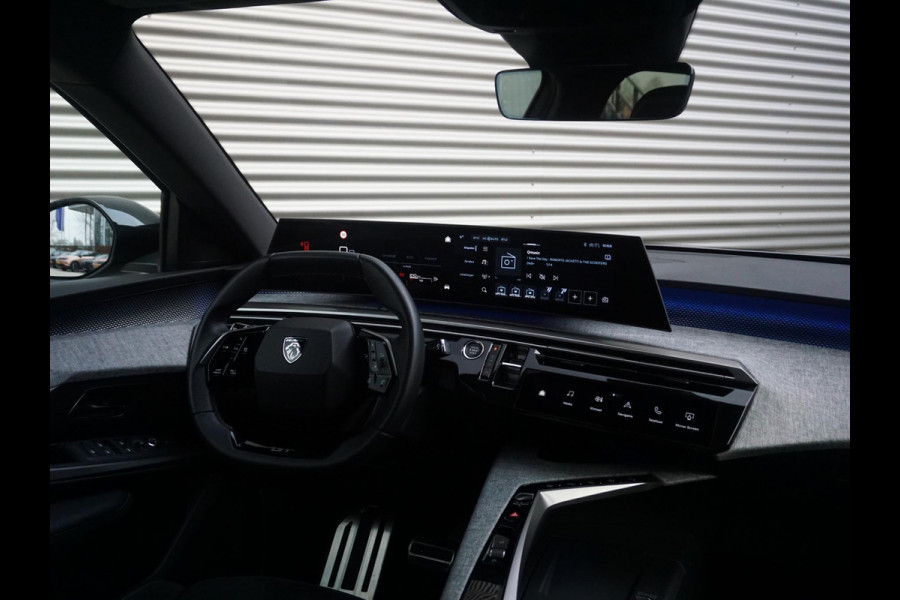 Peugeot 3008 1.2 Hybrid 136 GT Leder alcantara interieur | All season banden