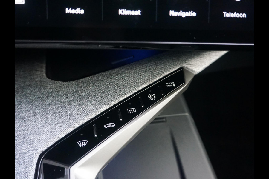 Peugeot 3008 1.2 Hybrid 136 GT Leder alcantara interieur | All season banden