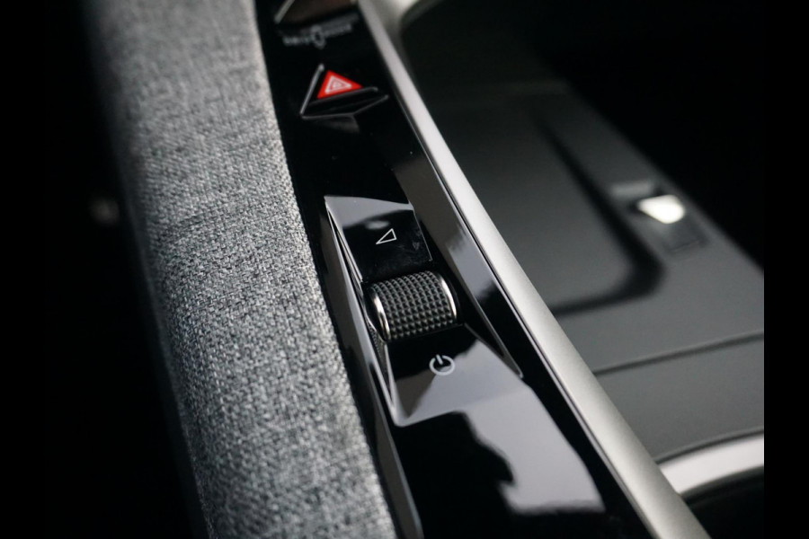 Peugeot 3008 1.2 Hybrid 136 GT Leder alcantara interieur | All season banden