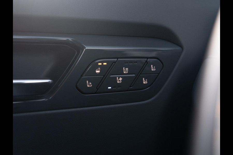 Kia EV9 Launch Edition GT-Line AWD 99.8 kWh | Speciale kleur | 7-Pers. | 21" | Head-Up | Stoel-/Stuurverwarming | Premium Audio | Schuif-/kanteldak | Adapt. Cruise | Matte blauw