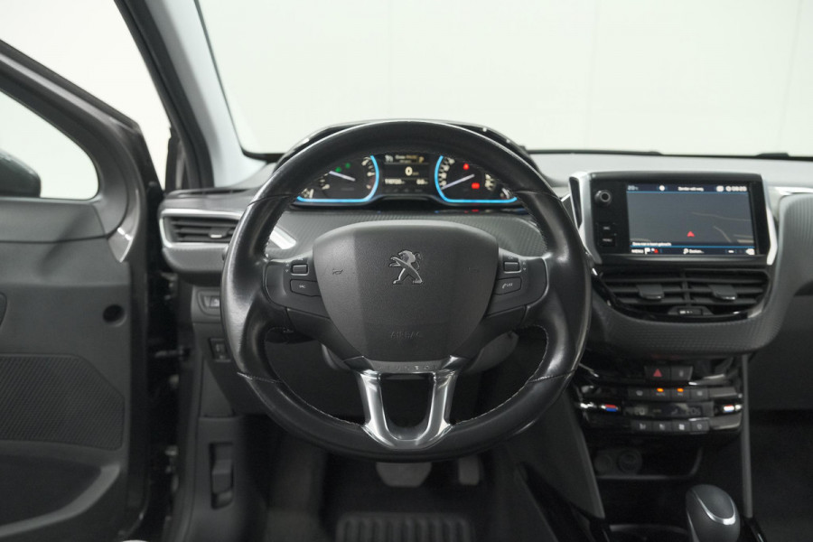 Peugeot 2008 PureTech 110 EAT6 Allure | Camera | Navigatie | Parkeersensoren | Apple Carplay