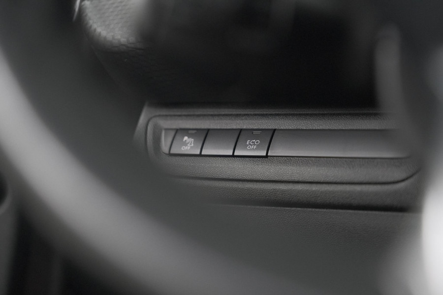 Peugeot 2008 PureTech 110 EAT6 Allure | Camera | Navigatie | Parkeersensoren | Apple Carplay
