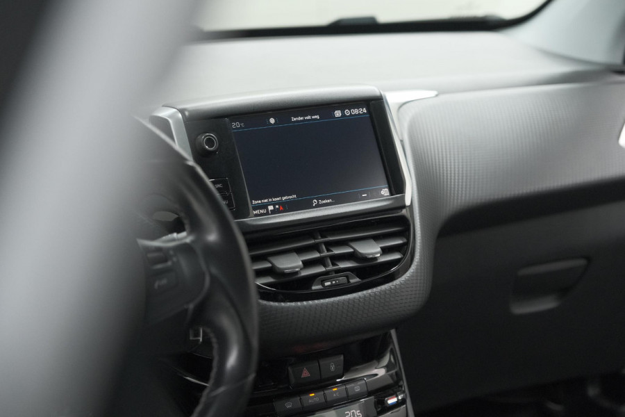 Peugeot 2008 PureTech 110 EAT6 Allure | Camera | Navigatie | Parkeersensoren | Apple Carplay