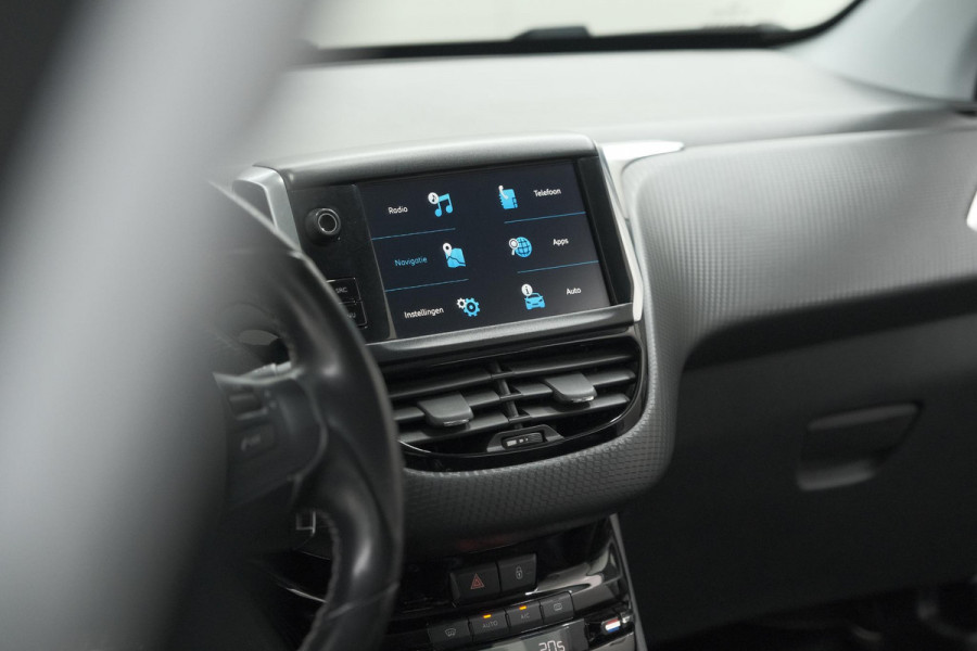 Peugeot 2008 PureTech 110 EAT6 Allure | Camera | Navigatie | Parkeersensoren | Apple Carplay