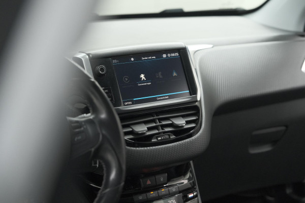 Peugeot 2008 PureTech 110 EAT6 Allure | Camera | Navigatie | Parkeersensoren | Apple Carplay