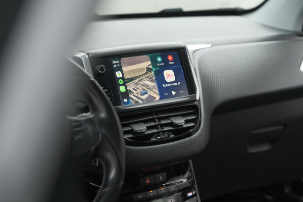 Peugeot 2008 PureTech 110 EAT6 Allure | Camera | Navigatie | Parkeersensoren | Apple Carplay