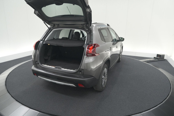 Peugeot 2008 PureTech 110 EAT6 Allure | Camera | Navigatie | Parkeersensoren | Apple Carplay