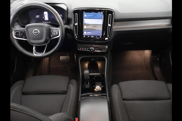 Volvo XC40 Recharge Core | Apple Carplay & AndroidAUTO | Dwarsstangen | Elektrische kofferklep | Camera |