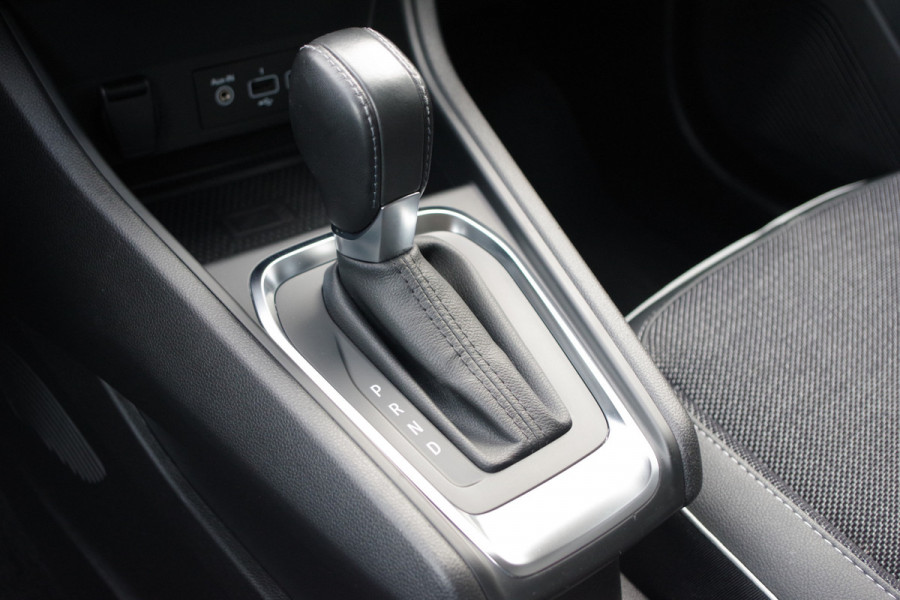 Renault Captur 1.3 TCe 140 PK Automaat Intens, Cruise Control, Climate Control, Sfeerverlichting