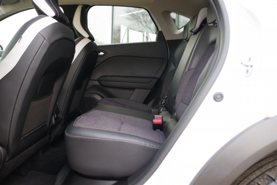 Renault Captur 1.3 TCe 140 PK Automaat Intens, Cruise Control, Climate Control, Sfeerverlichting