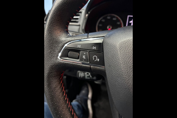 Seat Arona 1.0 TSI FR Business Intense Navi | Clima| Camera | Cruise | PDC