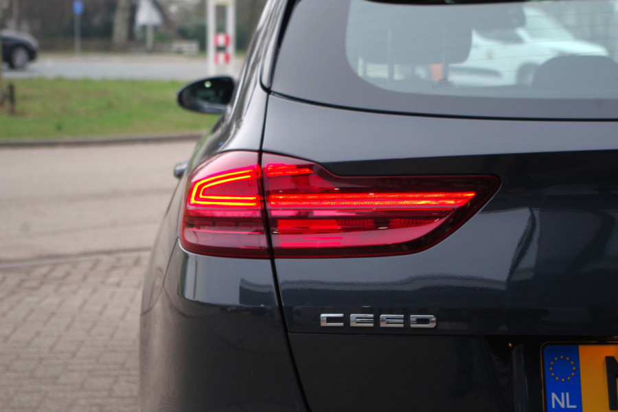 Kia Ceed Sportswagon 1.5 T-GDi 160 PK DynamicLine, Cruise Control, Camera, Navigatie