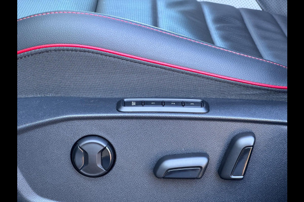 Volkswagen Golf 2.0 TSI GTI Clubsport Pano/Memory/HuD/Camera