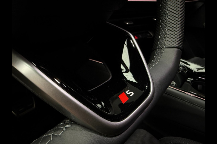 Audi Q3 Sportback Sportback 2xS-line e-hybrid 272 PK Tech plus Matrix Full LED Black Optik