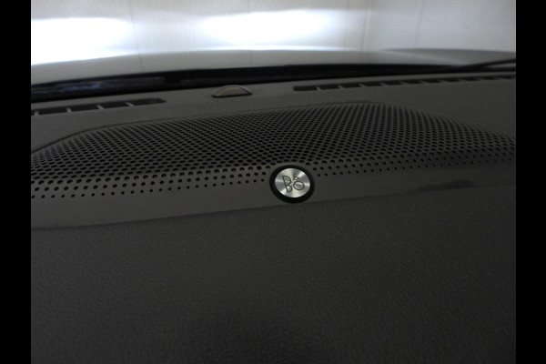 Ford Kuga 2.5 PHEV Plug-In Vignale TREKH./NAVI/CAMERA/LED/B&O/18"LMV!