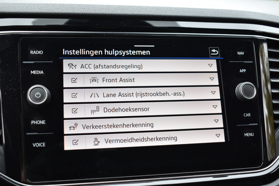 Volkswagen T-Roc R 2.0 TSI 300PK DSG 4MOTION R-SPORT LEDER/CAMERA/NAVI/VIRTUAL