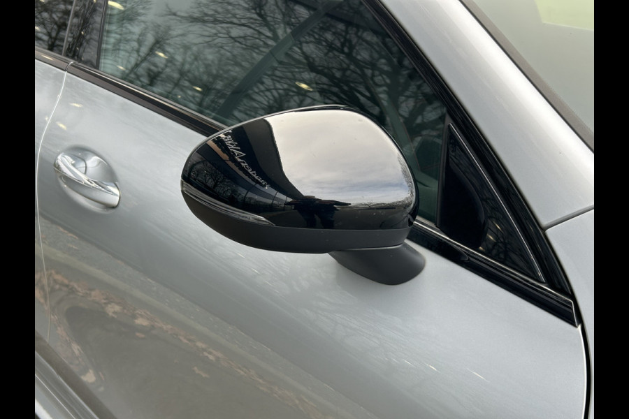 Mercedes-Benz CLA-Klasse 250e AMG // Panoramadak // Nightpakket // Sfeerverlichting // Carplay // Camera // Keyless // MultiBeam