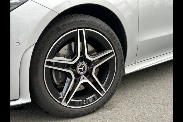 Mercedes-Benz CLA-Klasse 250e AMG // Panoramadak // Nightpakket // Sfeerverlichting // Carplay // Camera // Keyless // MultiBeam