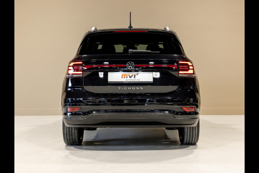 Volkswagen T-Cross 1.0 TSI 2x R-Line / 110pk / Stoelverwarming / Virtual cockpit / Automatische klimaatregeling /
