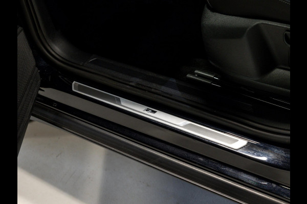 Volkswagen T-Cross 1.0 TSI 2x R-Line / 110pk / Stoelverwarming / Virtual cockpit / Automatische klimaatregeling /