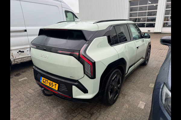 Kia EV3 GT-Line 81.4 kWh 204pk | Afneembare Trekhaak | Panoramadak |