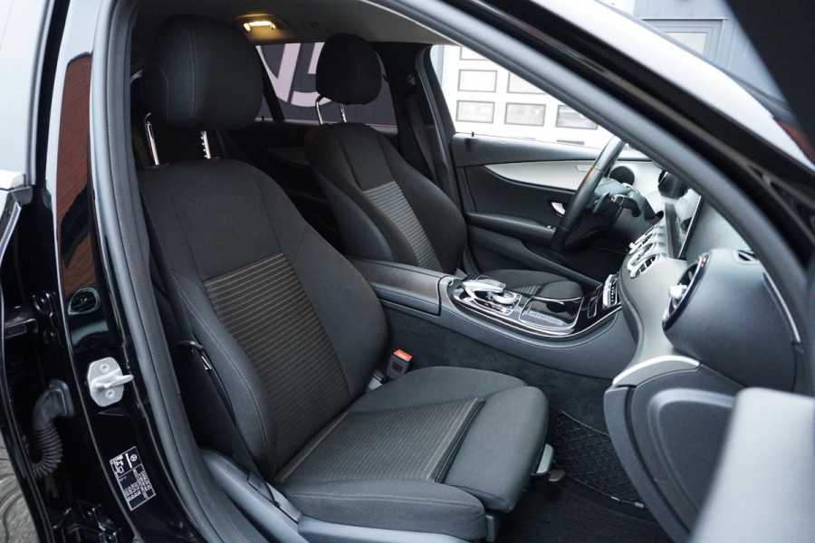 Mercedes-Benz E-Klasse Estate 200 Premium *INCL. BTW* + CARPLAY / CAMERA / STOELVERWARMING