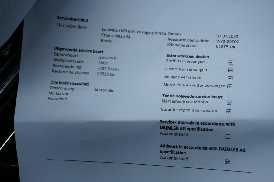 Mercedes-Benz E-Klasse Estate 200 Premium *INCL. BTW* + CARPLAY / CAMERA / STOELVERWARMING