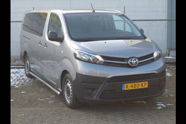 Toyota Proace Shuttle 1.5 D-4D Navigator Long