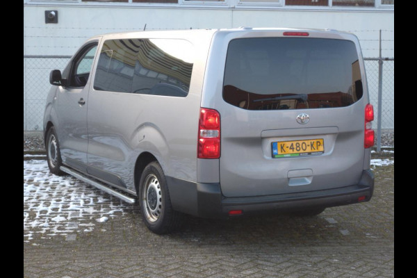 Toyota Proace Shuttle 1.5 D-4D Navigator Long