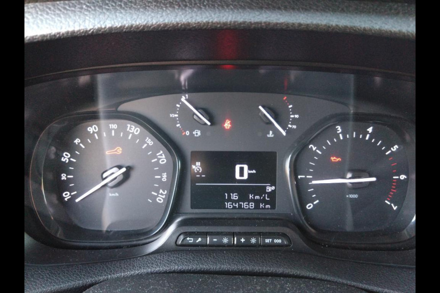 Toyota Proace Shuttle 1.5 D-4D Navigator Long