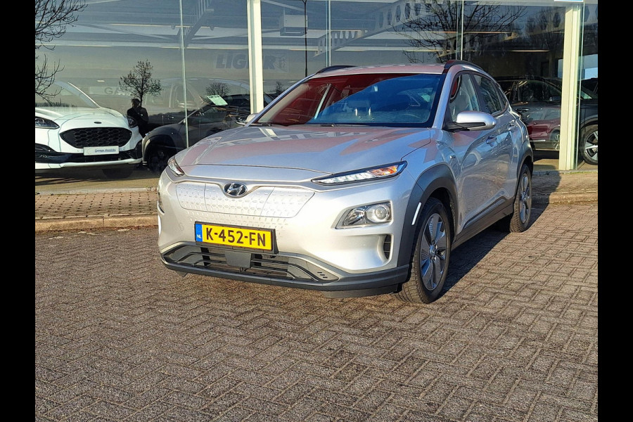 Hyundai Kona EV Comfort 64 kWh | SOH: 95,5% | 3 Fase | Warmtepomp | Navi | Adaptive CC | Climate |