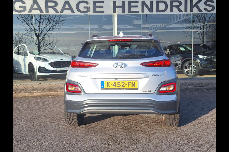 Hyundai Kona EV Comfort 64 kWh | SOH: 95,5% | 3 Fase | Warmtepomp | Navi | Adaptive CC | Climate |