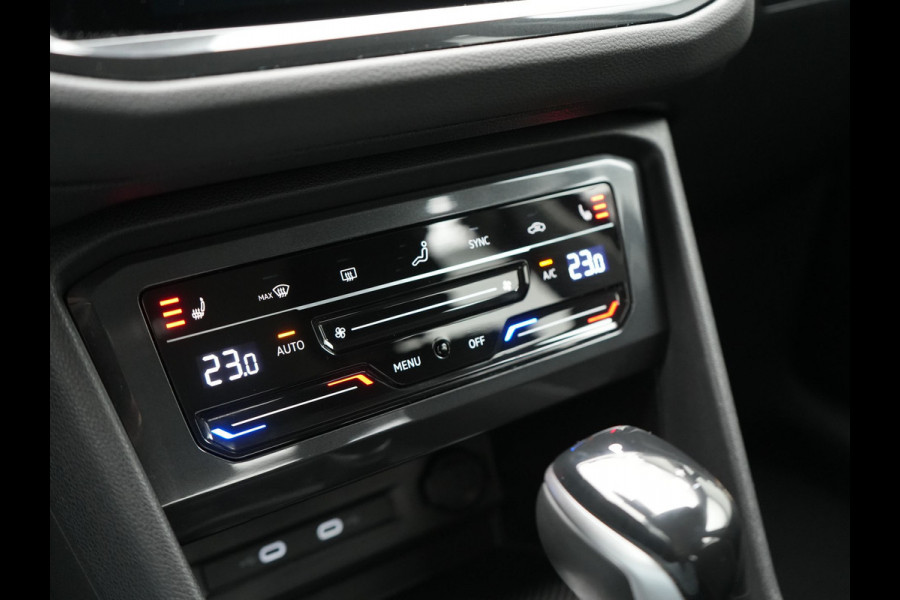 Volkswagen Tiguan 1.4 TSI eHybrid Active Plug In Hybrid 245pk Dealer O.H. PHEV | Adaptive Cruise | 360 Camera | IQ Light | Sportstoelen & Stuur Verwarmd | Apple Carplay | Blis | IQ Drive | Navigatie | Virtual | DAB |