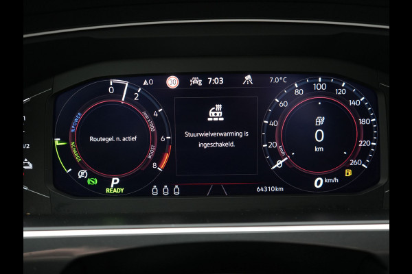 Volkswagen Tiguan 1.4 TSI eHybrid Active Plug In Hybrid 245pk Dealer O.H. PHEV | Adaptive Cruise | 360 Camera | IQ Light | Sportstoelen & Stuur Verwarmd | Apple Carplay | Blis | IQ Drive | Navigatie | Virtual | DAB |