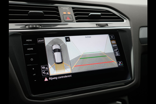 Volkswagen Tiguan 1.4 TSI eHybrid Active Plug In Hybrid 245pk Dealer O.H. PHEV | Adaptive Cruise | 360 Camera | IQ Light | Sportstoelen & Stuur Verwarmd | Apple Carplay | Blis | IQ Drive | Navigatie | Virtual | DAB |