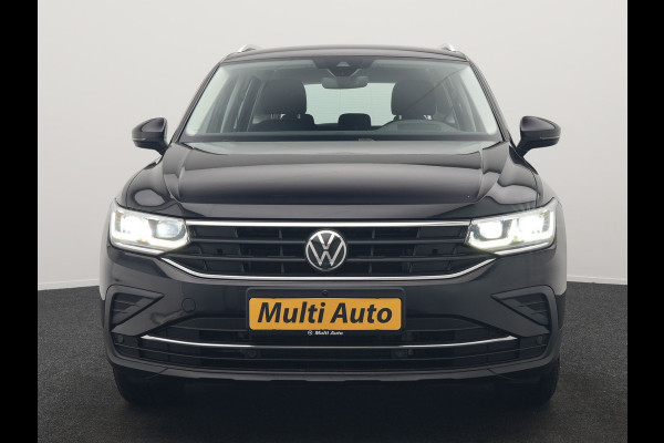 Volkswagen Tiguan 1.4 TSI eHybrid Active Plug In Hybrid 245pk Dealer O.H. PHEV | Adaptive Cruise | 360 Camera | IQ Light | Sportstoelen & Stuur Verwarmd | Apple Carplay | Blis | IQ Drive | Navigatie | Virtual | DAB |