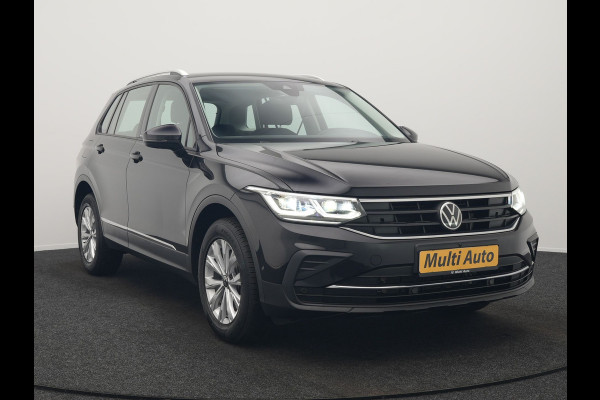 Volkswagen Tiguan 1.4 TSI eHybrid Active Plug In Hybrid 245pk Dealer O.H. PHEV | Adaptive Cruise | 360 Camera | IQ Light | Sportstoelen & Stuur Verwarmd | Apple Carplay | Blis | IQ Drive | Navigatie | Virtual | DAB |