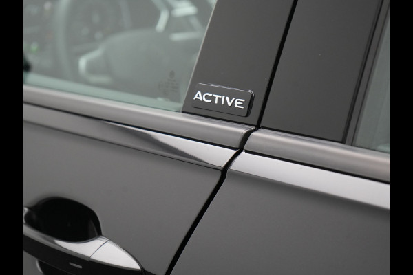 Volkswagen Tiguan 1.4 TSI eHybrid Active Plug In Hybrid 245pk Dealer O.H. PHEV | Adaptive Cruise | 360 Camera | IQ Light | Sportstoelen & Stuur Verwarmd | Apple Carplay | Blis | IQ Drive | Navigatie | Virtual | DAB |