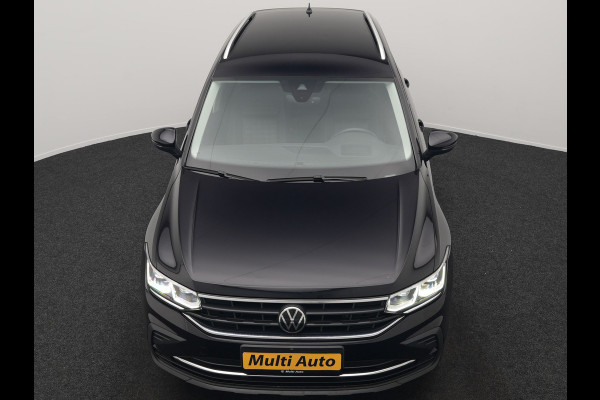 Volkswagen Tiguan 1.4 TSI eHybrid Active Plug In Hybrid 245pk Dealer O.H. PHEV | Adaptive Cruise | 360 Camera | IQ Light | Sportstoelen & Stuur Verwarmd | Apple Carplay | Blis | IQ Drive | Navigatie | Virtual | DAB |