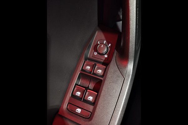 Seat Leon 1.5TSI 150PK FR Launch Edition Trekhaak Panoramadak Park+Side Assist Navi Ecc Adap.Cruise Control Pdc Apple Carplay Android Auto DAB Bleutooth Lmv Airco separaat achter Led Origineel Nederlandse Auto